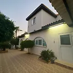 Emilia Villa